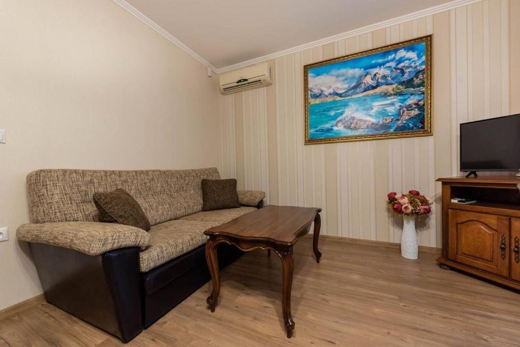 Vazov Residence , Two Bedroom Top Centre Apartment Varna Exterior foto